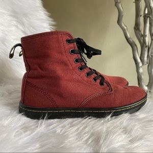 Dr. Martens Women's Shoreditch Boots